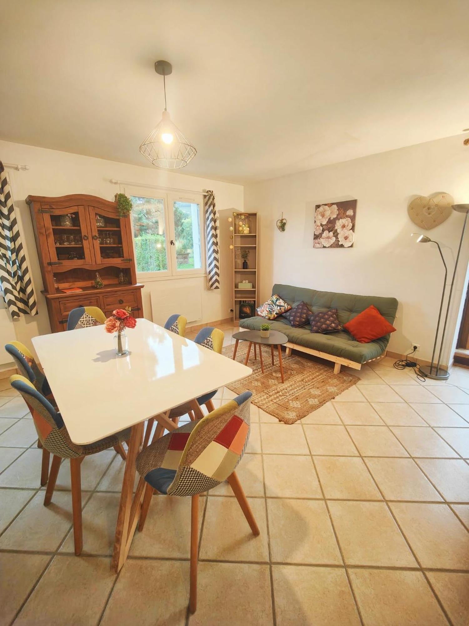 Gite Entre Beaujolais & Maconnais La Chapelle-de-Guinchay Εξωτερικό φωτογραφία
